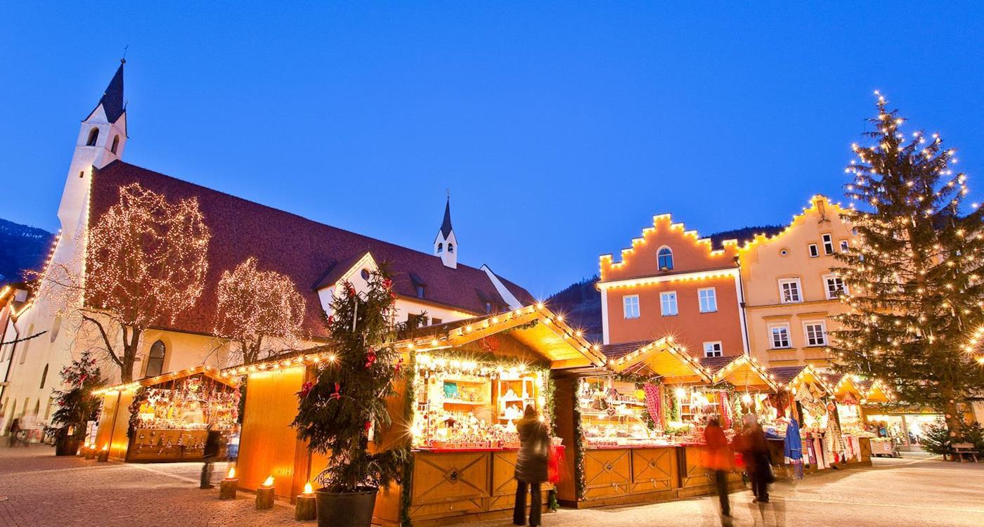 Immagini Mercatini Di Natale Vipiteno.News Events A Vipiteno E Dintorni Lo Steindls Presenta Mercatino Di Natale